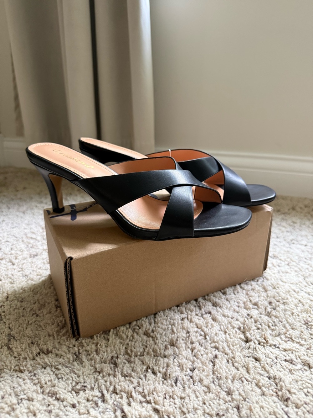 Greatonu Black Crossover Slide Heels